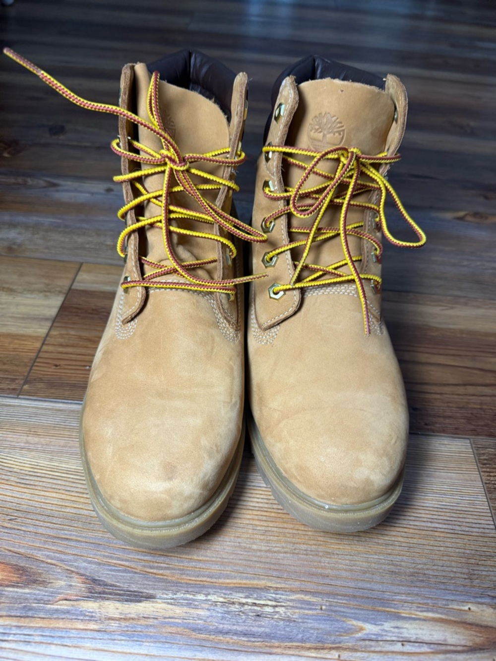 Timberland 6 Inch Waterproof Boots Women’s Size 9 Wheat Nubuck PrimaLoft A161G - Picture 2 of 7